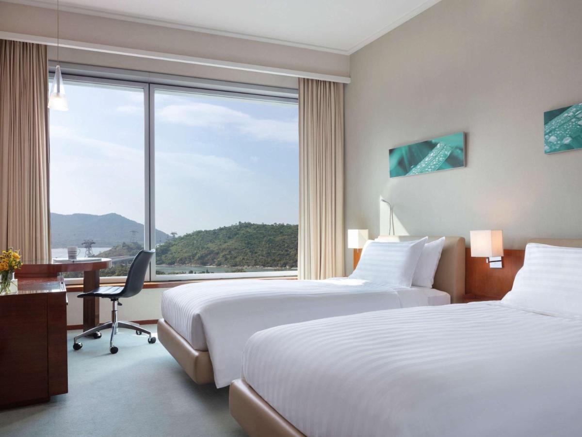Novotel Citygate Hong Kong Exterior foto